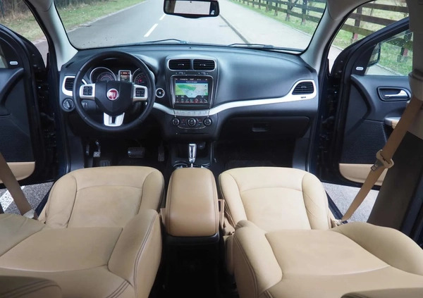 Fiat Freemont cena 43900 przebieg: 228890, rok produkcji 2015 z Braniewo małe 667